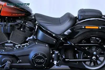 
Harley-Davidson STREET BOB 114 fabrycznie nowy, VAT23%,  PL, Motonita full								