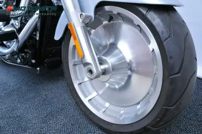 
Harley-Davidson Fat Boy 114 salon Polska 2126km  gwarancja  Motonita full								