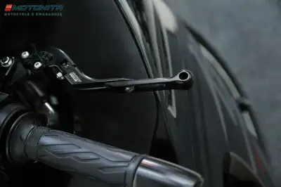 
Suzuki GSX1300RA Hayabusa salon PL 2016/2017 VAT23 gwarancja. Motonita full								