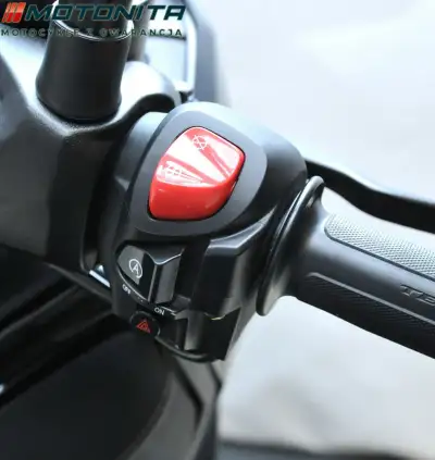 
Yamaha X-MAX TECH-MAX 125, salon PL, gwarancja, Motonita full								