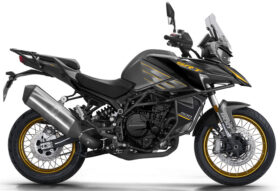 
QJ Motor SRT 900SX full								