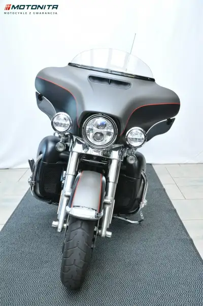 
Harley-Davidson FLHTKL Electra Ultra Limited, salon PL, Motonita full								